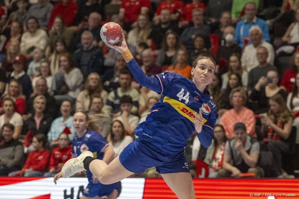 Handbalsters winnen in Zwitserland derde duel in EK-kwalificatie