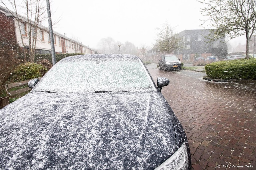 Schade en overlast door winterstorm op koude paasdag