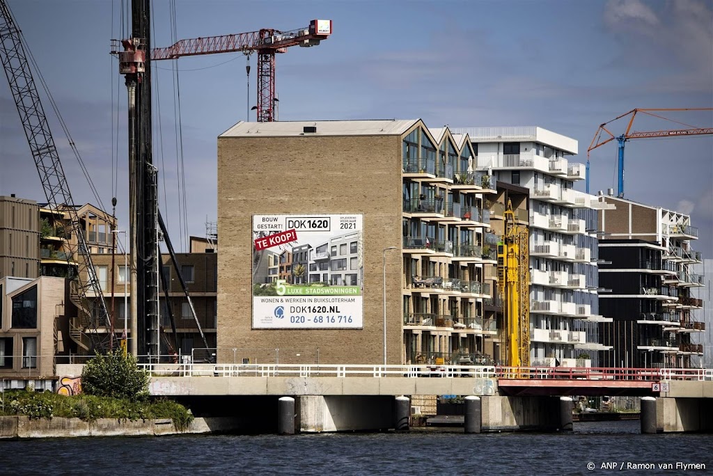 Amsterdamse huizenprijzen terug op niveau van twee jaar terug