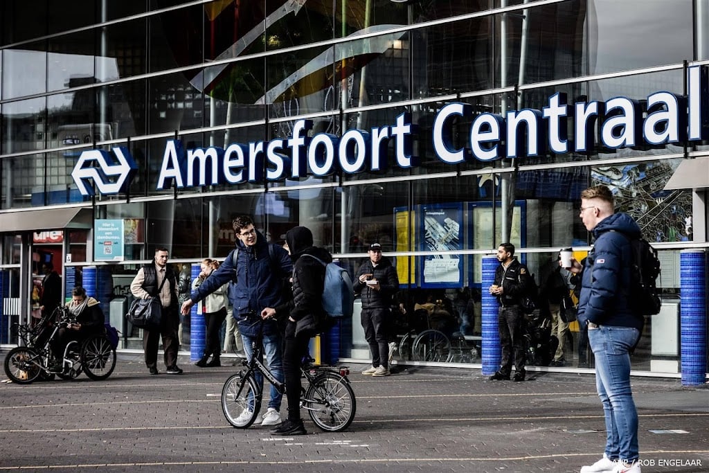 Man opgepakt op station Amersfoort om bedreigen reiziger met wapen