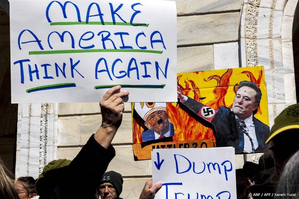 Grote protesten in Amerikaanse steden tegen Trump en Musk