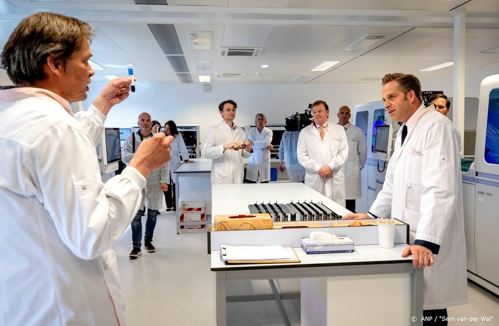 Corona-onderzoek uitgebreid met 1 miljoen bloedtests