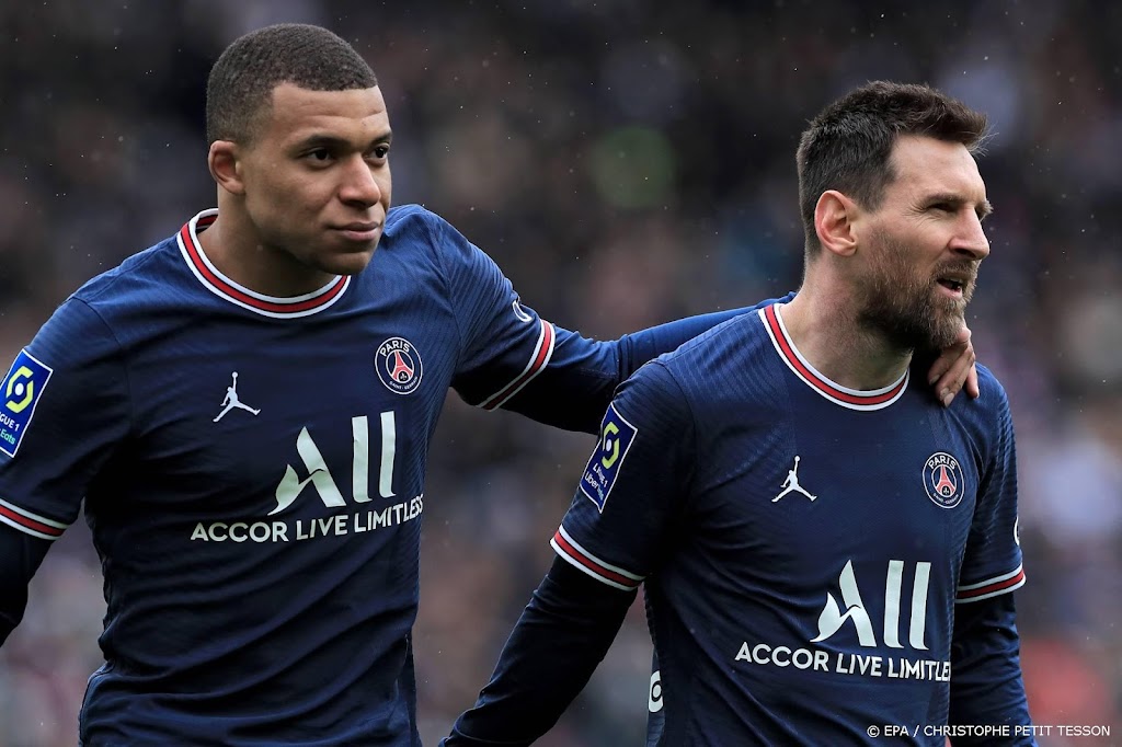 Franse media: Mbappé blijft bij Paris Saint-Germain