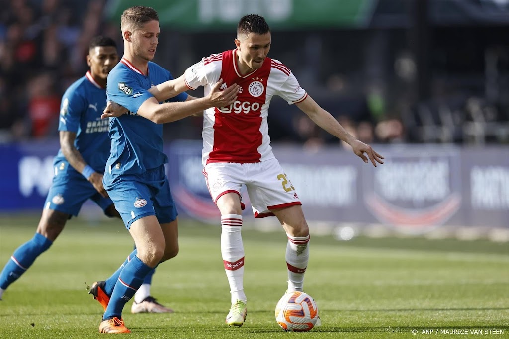 Ajax heeft Kudus terug maar moet Berghuis mogelijk missen 