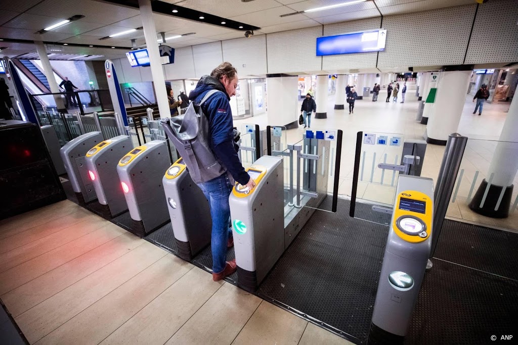Kabinet steunt ov-bedrijven met 1,5 miljard euro