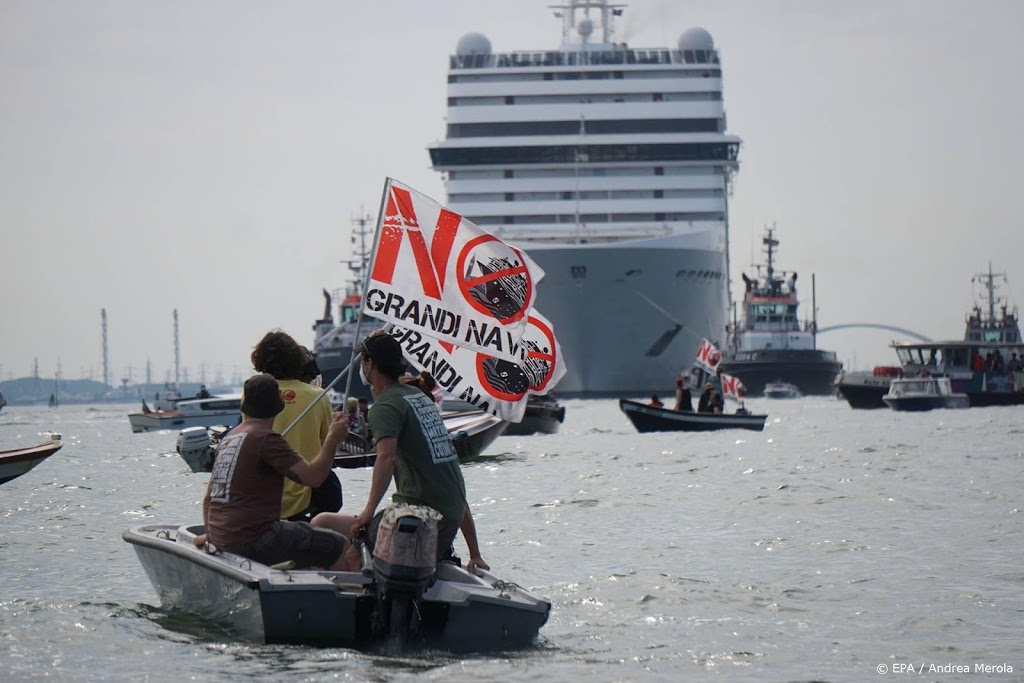 Protest in Venetië ondanks eerste cruiseschip sinds virusuitbraak