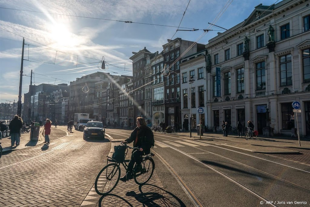 Amsterdam wil minder B&B's in drukke wijken