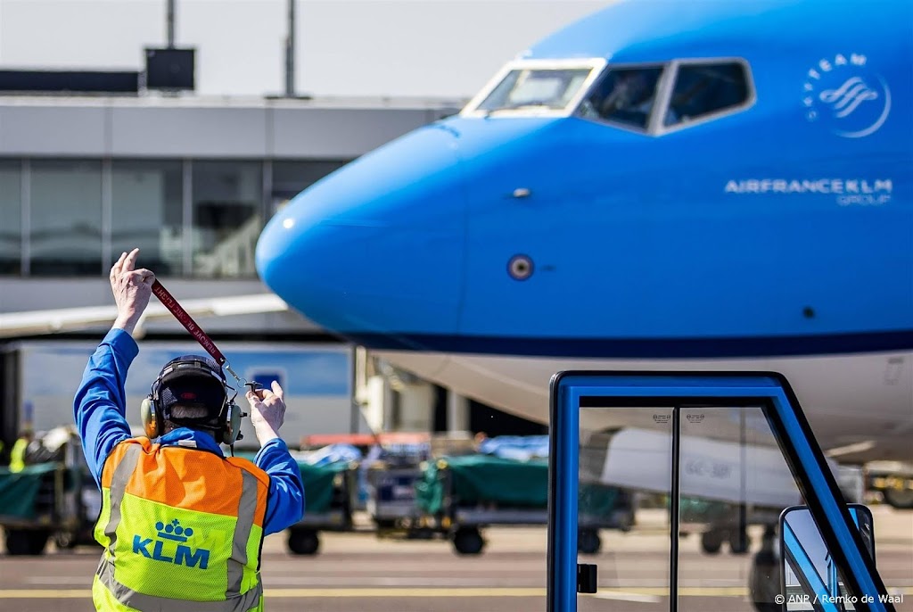 KLM haalt volgens rapport Milieudefensie eigen klimaatdoelen niet