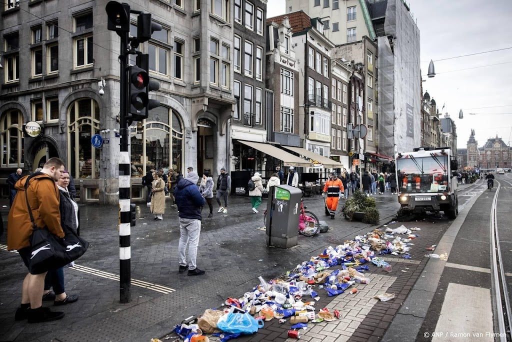 Amsterdam werkt 3000 ton restafval weg na staking