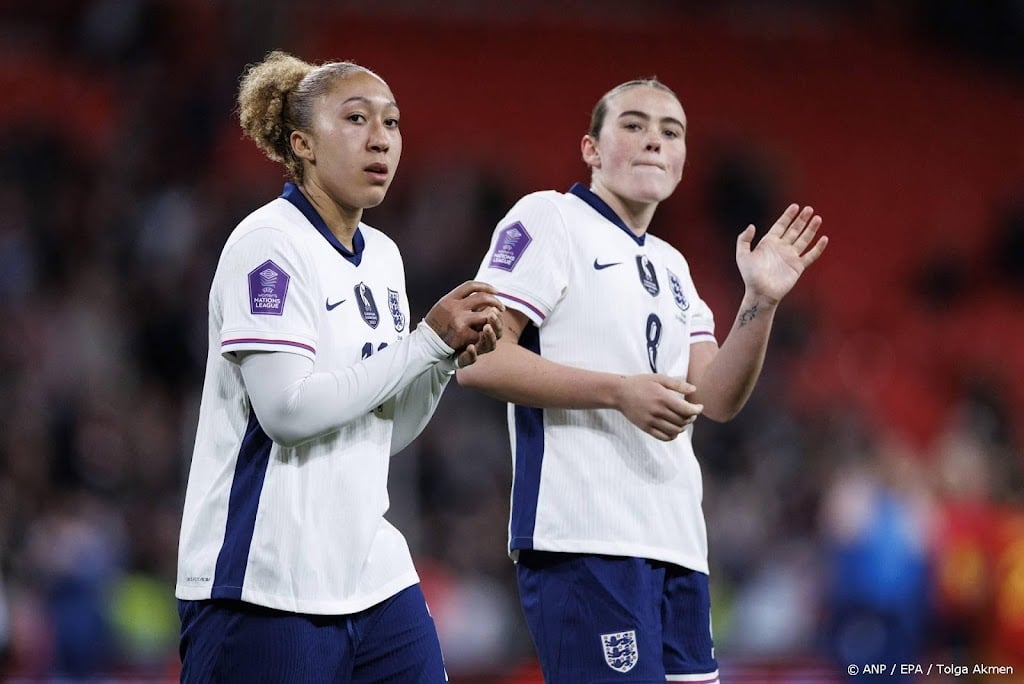 Wiegman neemt herstelde spits James op in EK-selectie Engeland