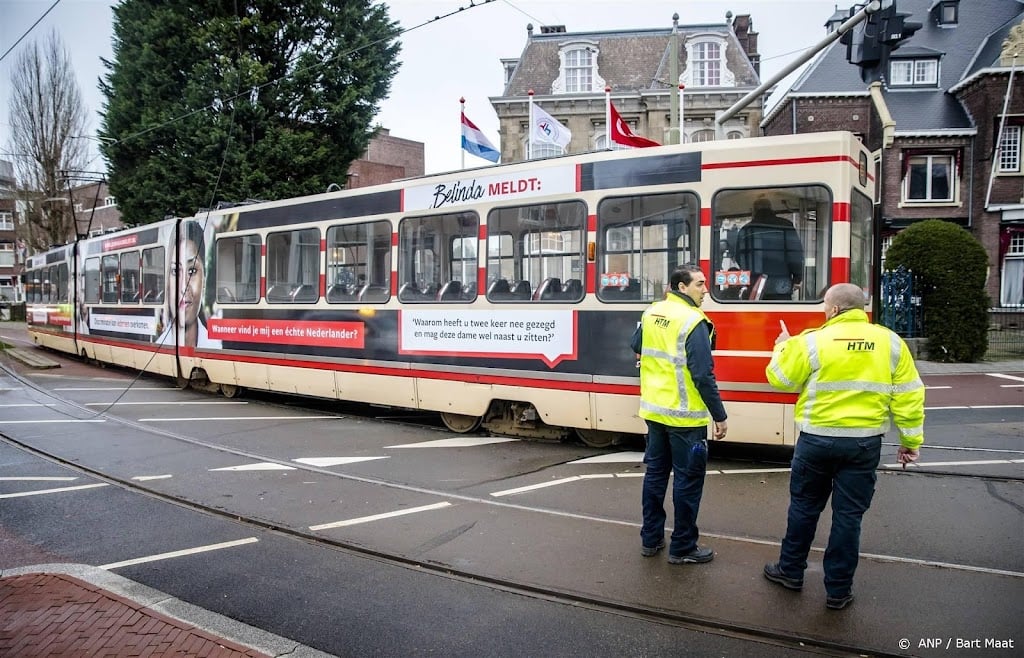 Trams in Den Haag hebben last van omgevallen bomen