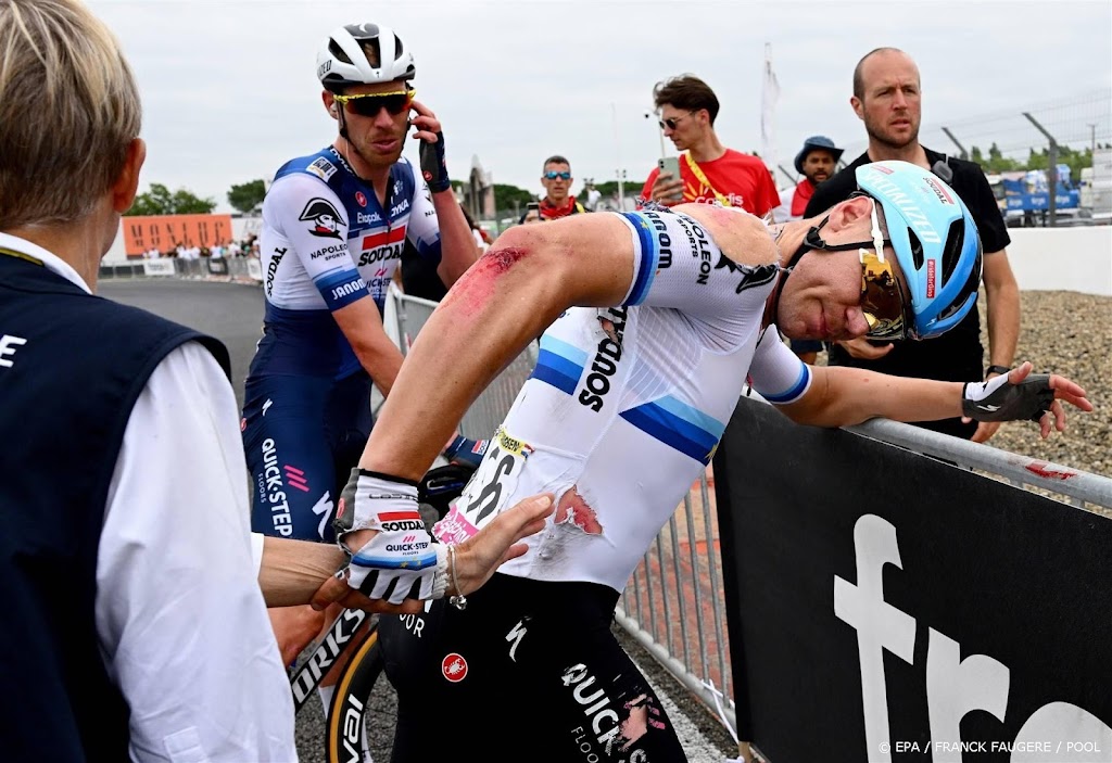 Gehavende Jakobsen haalt in 'goede groep' finish in Tour