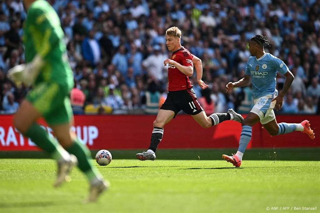 City en United mogen in Europees verband met zusterclubs spelen