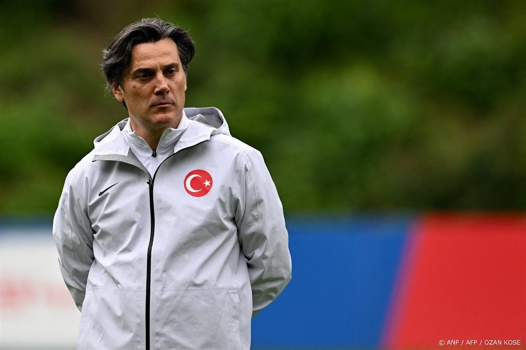 Turkse bondscoach Montella begrijpt niets van schorsing Demiral