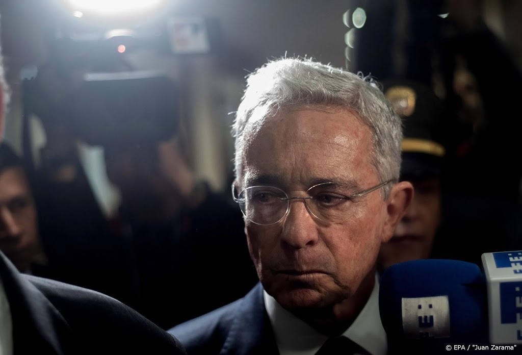 Colombiaanse oud-president Uribe onder huisarrest