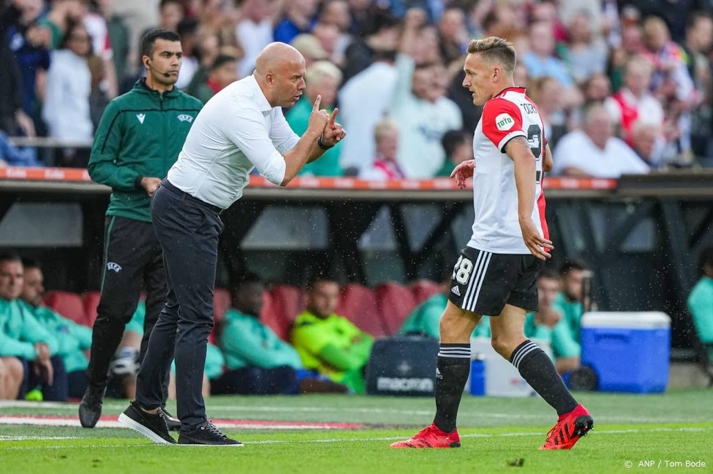 Coach Slot: nu niet gelijk polonaise gaan lopen bij Feyenoord 