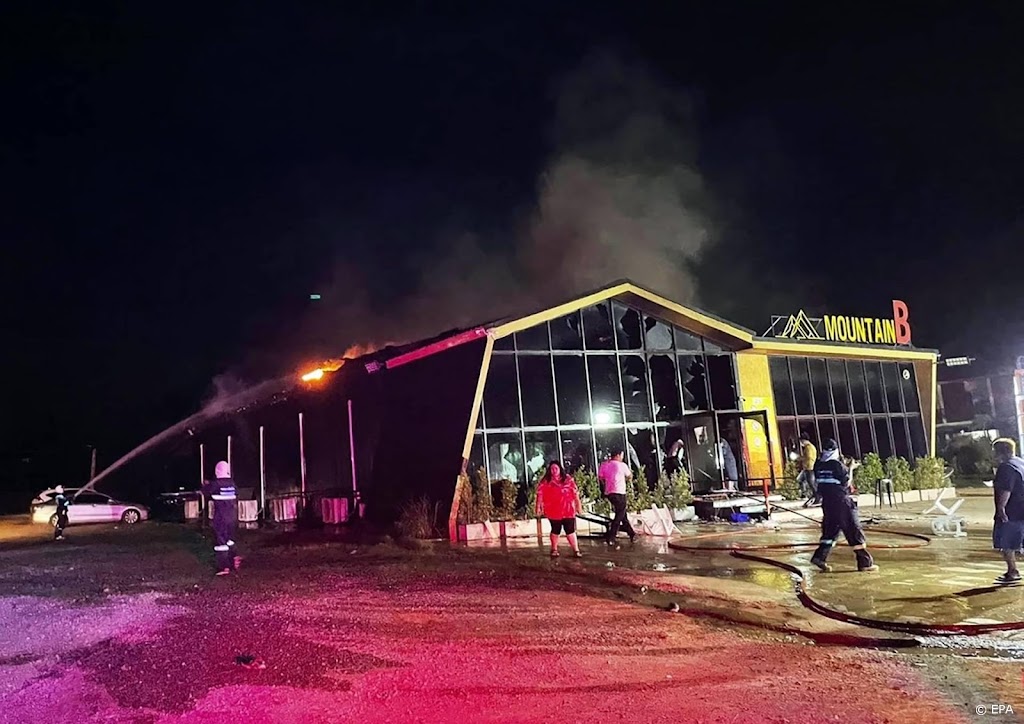 Veel doden en tientallen gewonden door brand Thaise nachtclub
