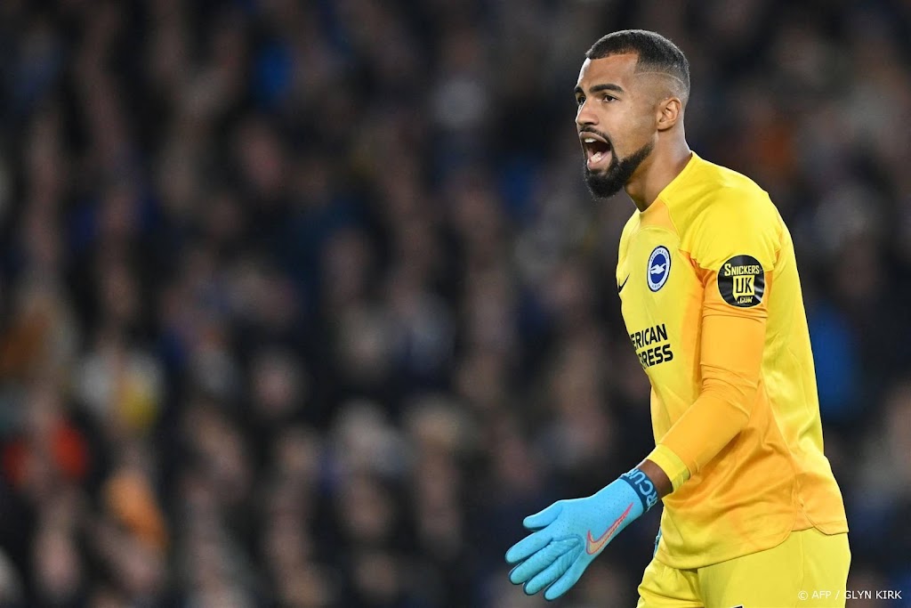 Chelsea neemt keeper Sánchez over van Brighton
