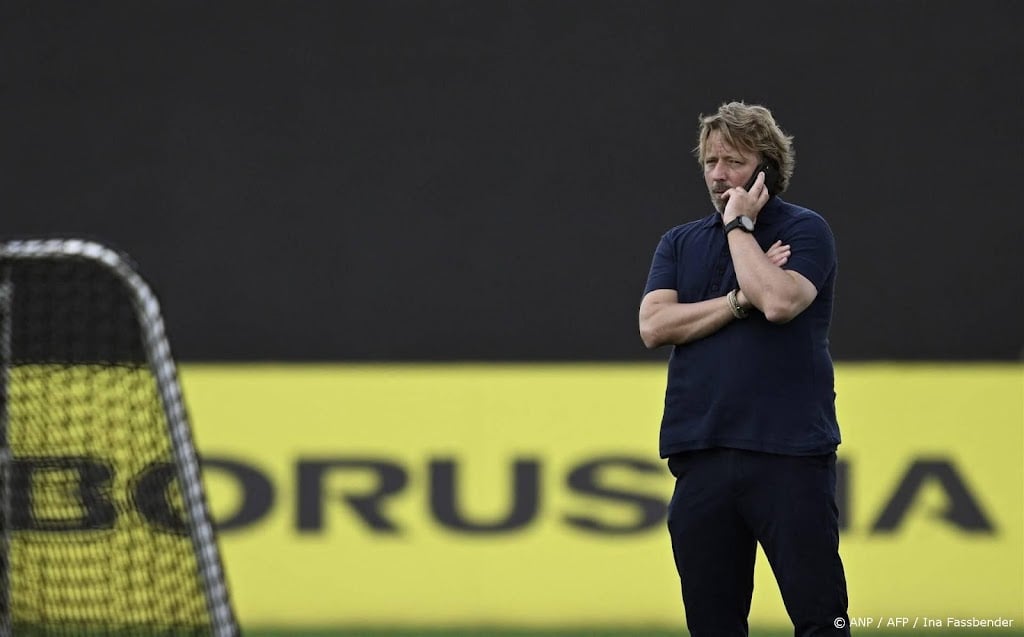 Duitse media: Mislintat moet alweer vertrekken bij Dortmund 