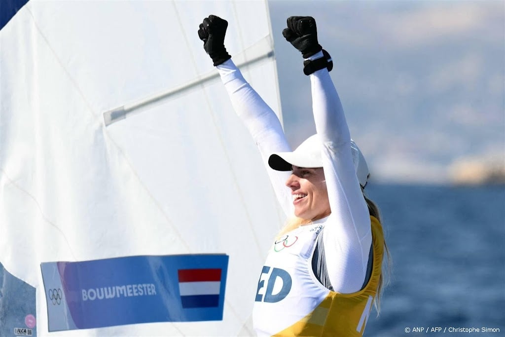 Nederland na goud zeilster Bouwmeester steviger op negende plek