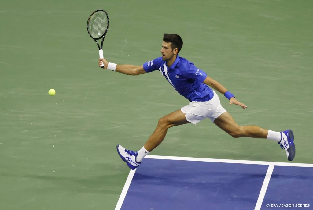Djokovic moeiteloos naar achtste finales US Open