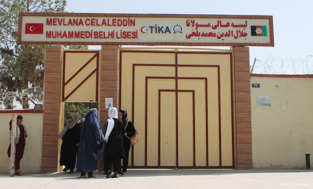 Taliban verplichten Afghaanse studentes nikab te dragen