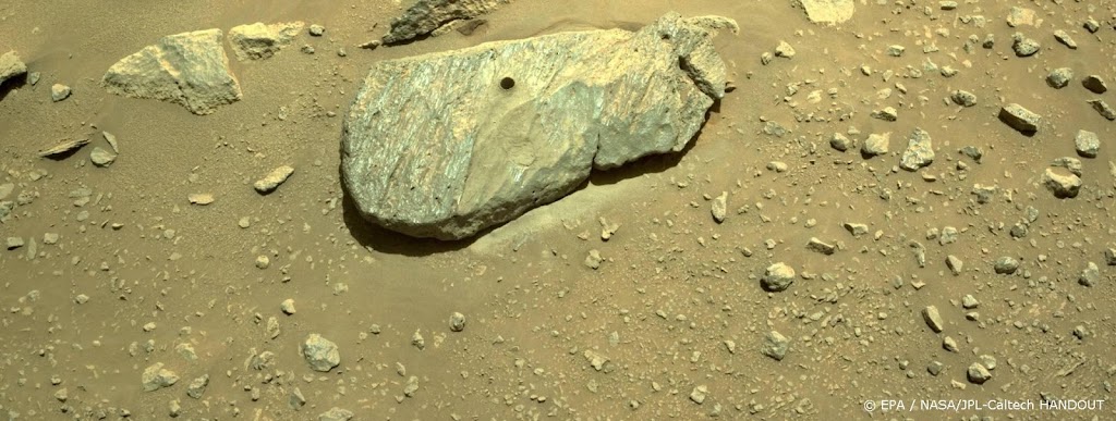 Perseverance neemt monster van rots op Mars