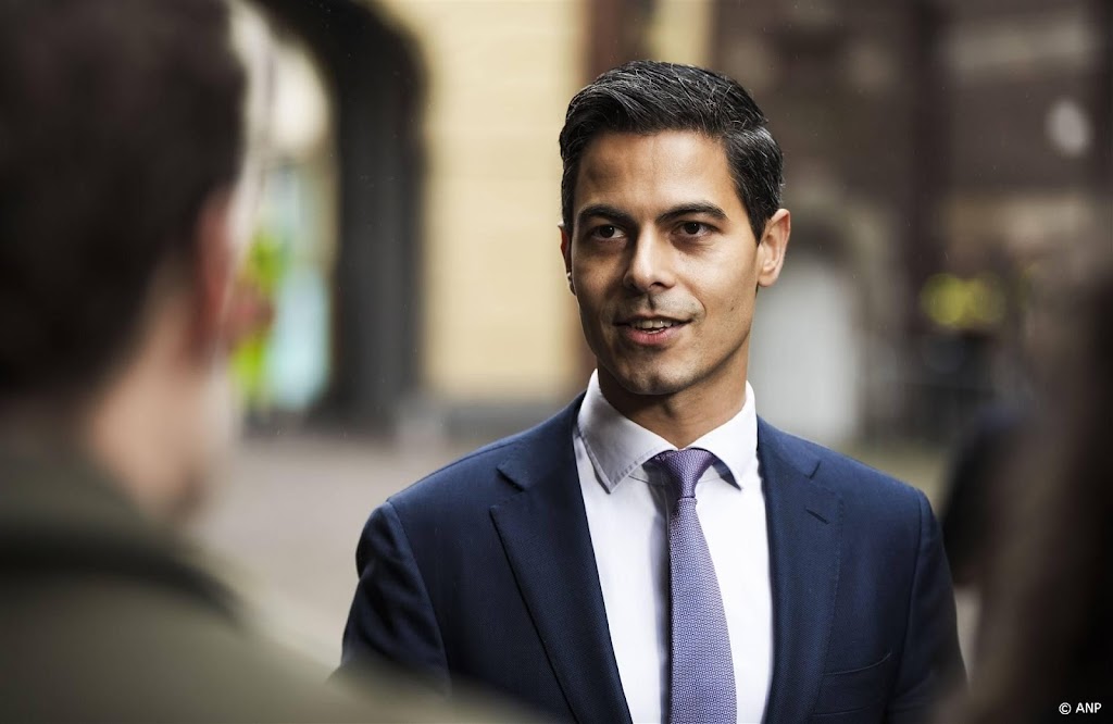 Coalitie laat studenten aan lot over, zegt Jetten (D66) in speech