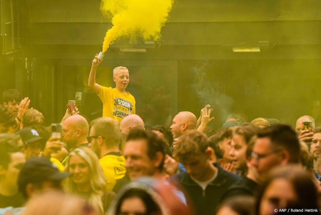 Vitesse verwacht rentree in eerste divisie op 12 september 