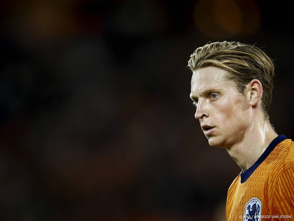 De Jong verlaat selectie Oranje en mist duel met Litouwen