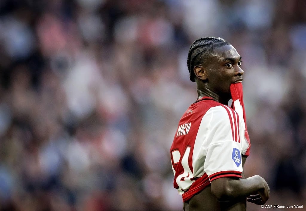 Ajax begint met Mokio en Gloukh tegen PSV