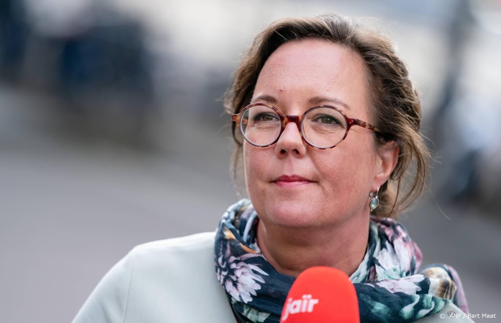 'Minister moet onderhandelen over prijs twee geneesmiddelen'