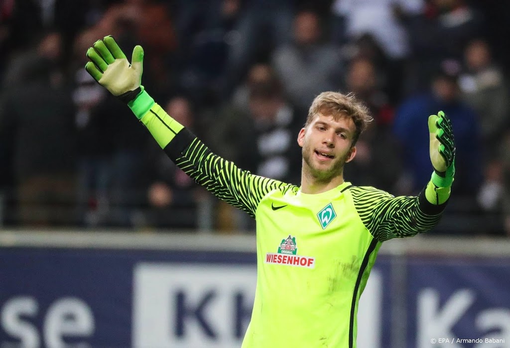 FC Emmen neemt Duitse doelman over van Eintracht Frankfurt
