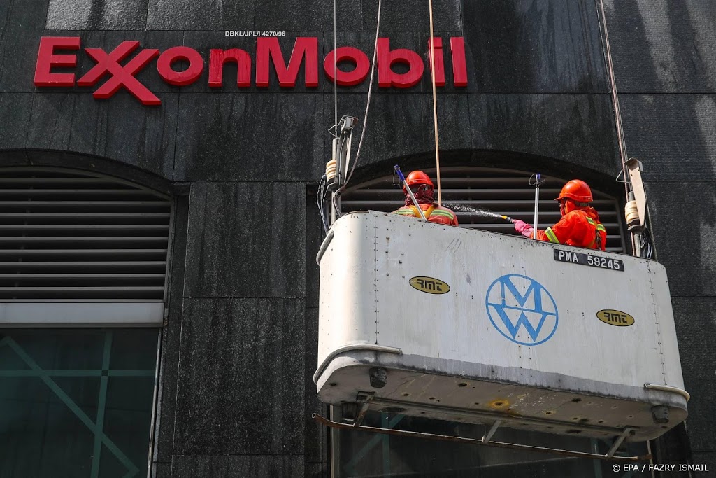 'Olieconcern ExxonMobil rekent op hogere uitstoot'