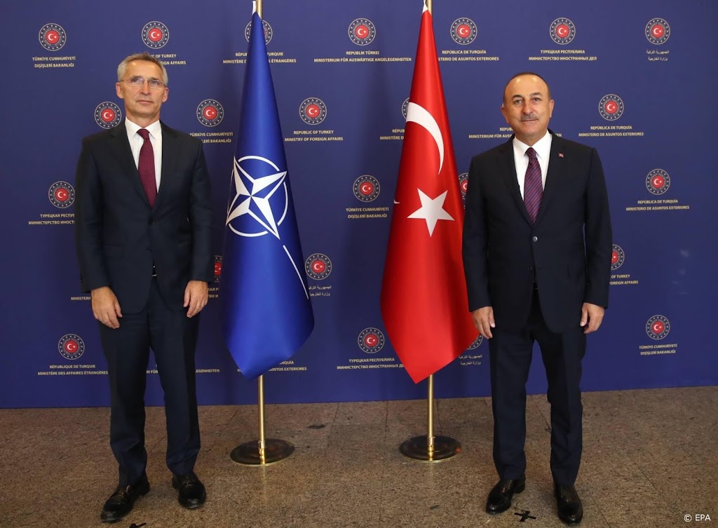 NAVO-topman: Turkije moet Azerbeidzjan tot kalmte manen