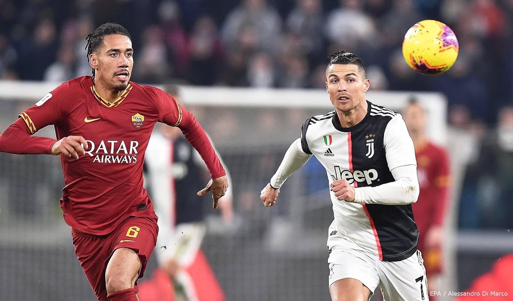 ManUnited staat Smalling definitief aan AS Roma af