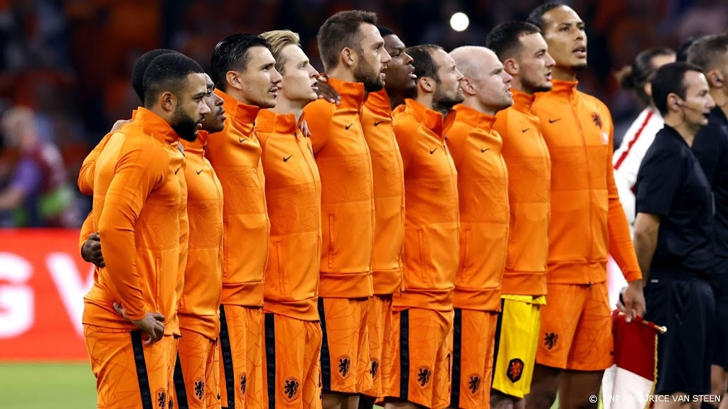 Oranje krijgt voor het eerst sinds corona steun fans in uitduel