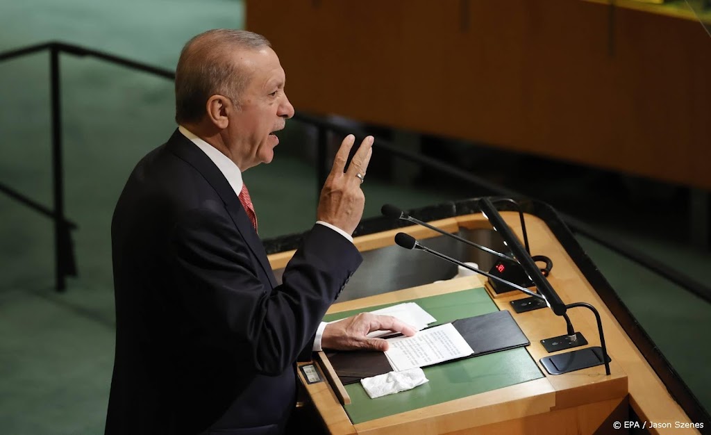 Turkse president en Britse premier op nieuwe Europese 'burentop'