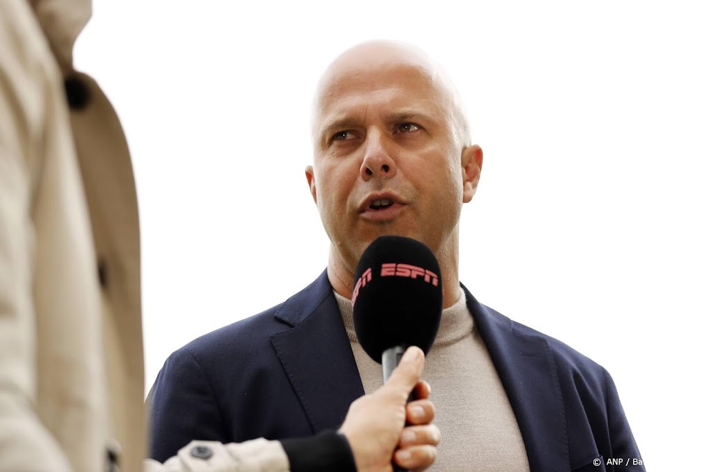 Feyenoord-trainer Slot vraagt om hoge intensiteit in Denemarken
