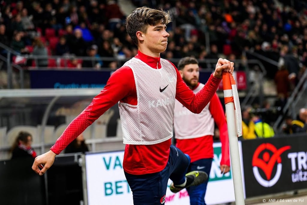AZ tegen Legia Warschau opnieuw met Goes centraal achterin