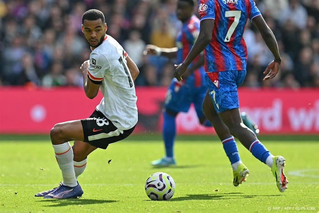 Gakpo helpt Liverpool met assist aan zege bij Crystal Palace