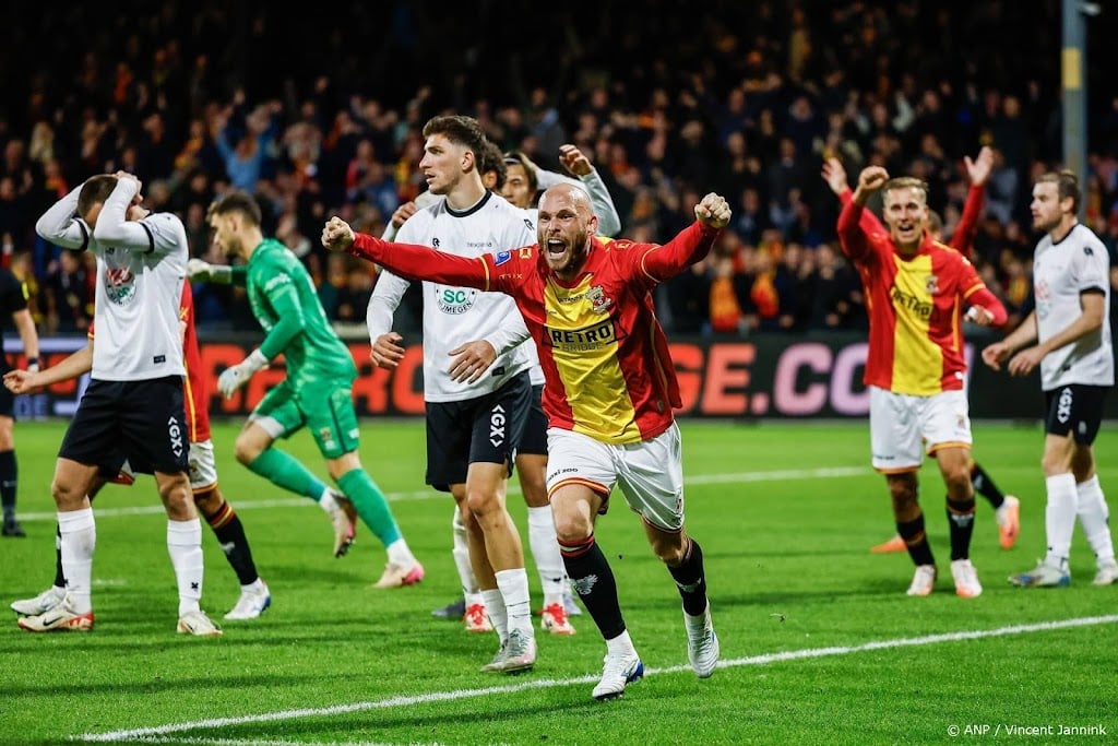 Go Ahead Eagles redt op de valreep punt tegen NEC