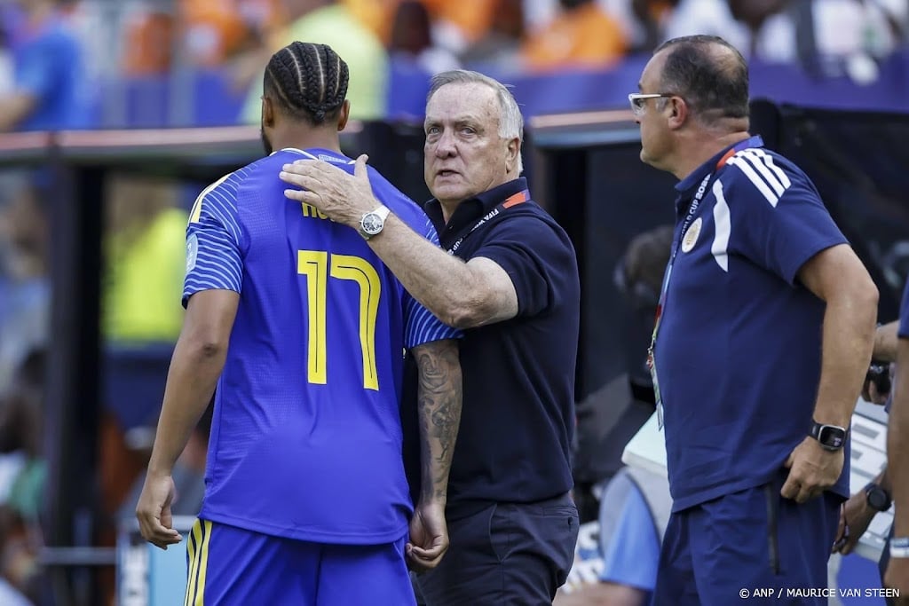 Advocaat met Curaçao naar kwartfinales CONCACAF Nations League 
