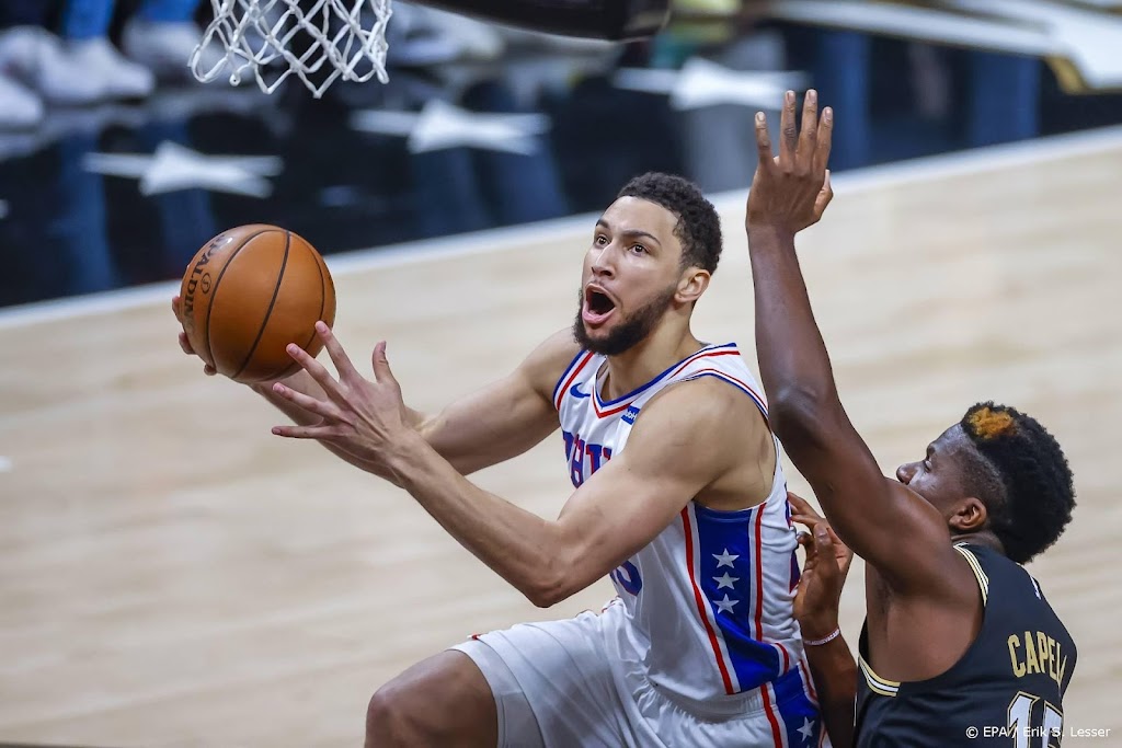 Basketballers 'Sixers' aan kop na winst op Pistons in NBA
