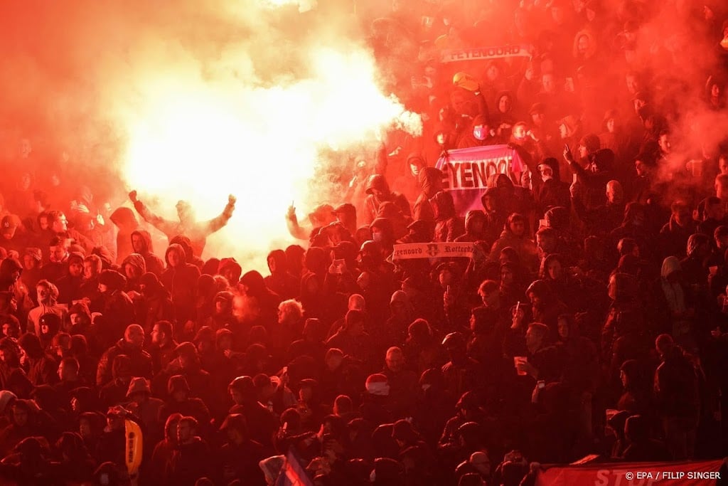 Feyenoord bedankt supporters voor steun in Berlijn