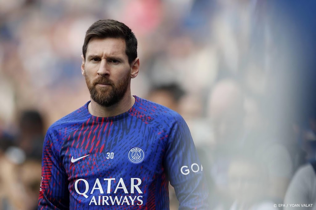 Messi slaat uit voorzorg wedstrijd van Paris Saint-Germain over