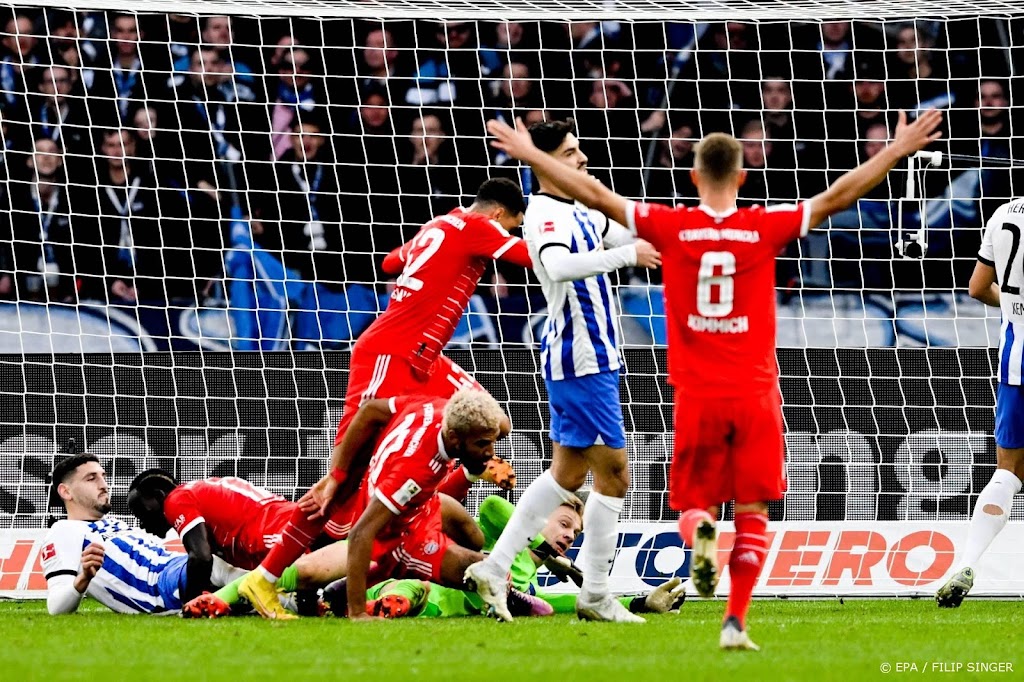 Bayern München en Borussia Dortmund boeken zeges in Bundesliga