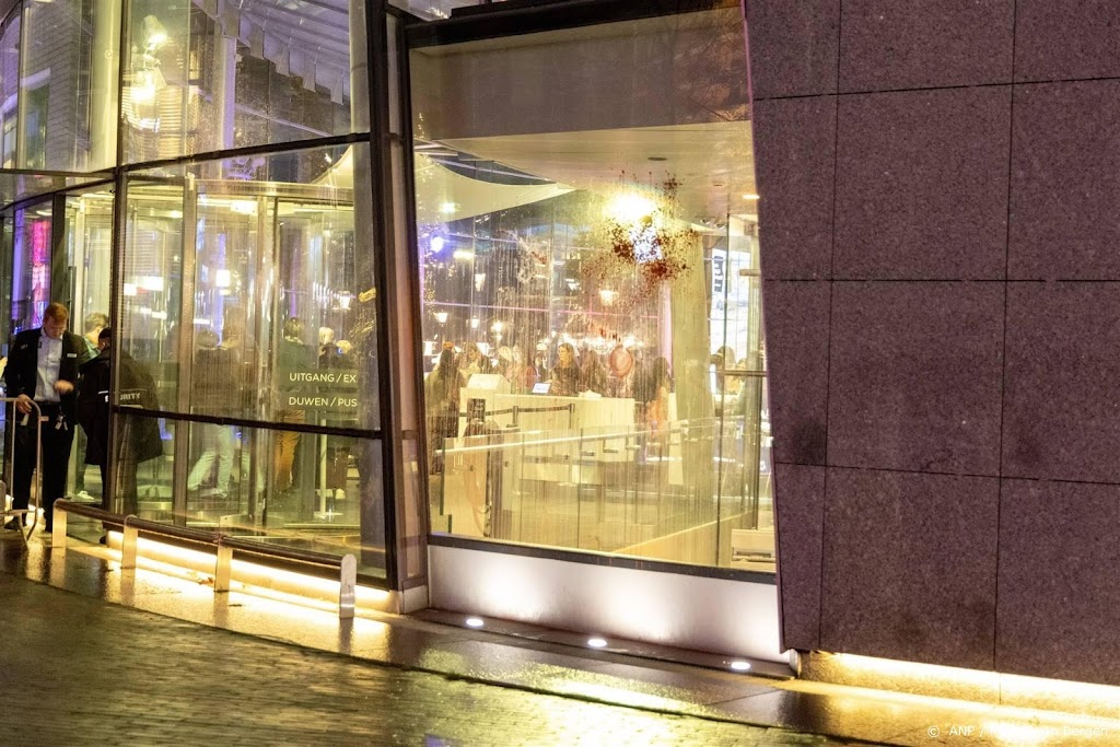 Verdachten bekladden musea Amsterdam nog vast