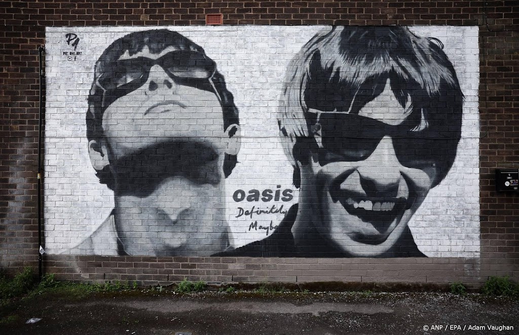 Britse bank waarschuwt Oasis-fans voor oplichters
