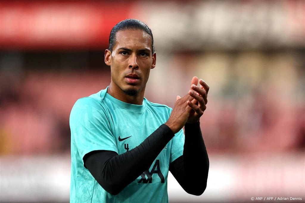 Liverpool begint met drie Nederlanders tegen Leverkusen